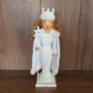 Vintage Clever Creations Silver Queen Nutcracker Christmas Seasonal Decor S27